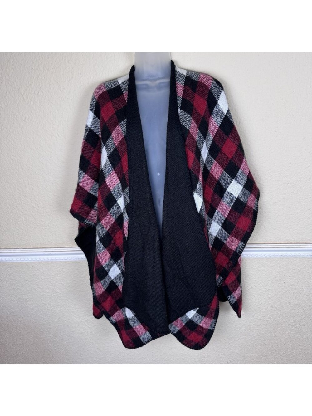 Woolrich Reversible Buffalo Check Plaid Poncho Wrap One Size Acrylic
